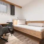 Almfried Apartments Ischgl