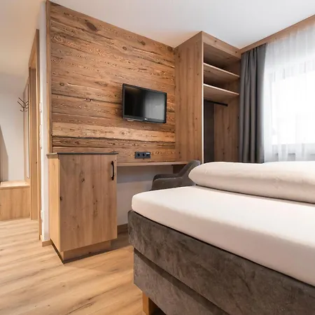 Almfried Appartement Ischgl