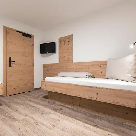 Almfried Appartement Ischgl